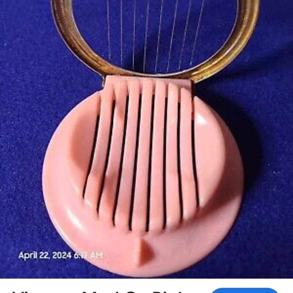 Retro Pink Egg Slicer with Metal Frame
